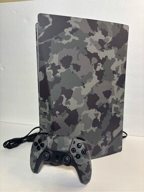 Sony PlayStation 5 Disc Edition – Gray Camouflage MatchingDualSense Controller